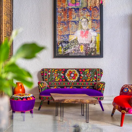 Отель Toka & Club