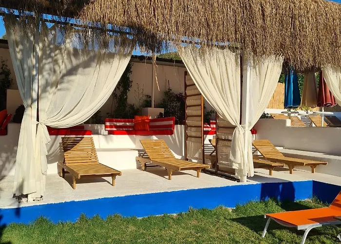 Toka & Club Отель