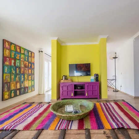 מלון Toka & Club