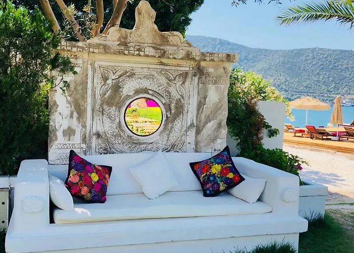 Toka & Club Hotel 3*